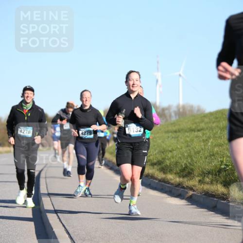 06.04.2025 - 44. Internationalen Wilhelmsburger Insellauf Jannik Wohlers http://msf.ph/oto/7611677 06.04.2025 09:27:40 Laufen 4278, 4279, 5132, 4290 meine-sportfotos.de