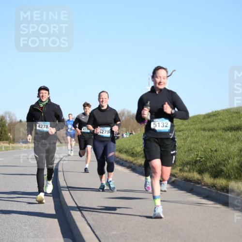 06.04.2025 - 44. Internationalen Wilhelmsburger Insellauf Jannik Wohlers http://msf.ph/oto/7611679 06.04.2025 09:27:41 Laufen 5132, 4278, 423, 1279 meine-sportfotos.de