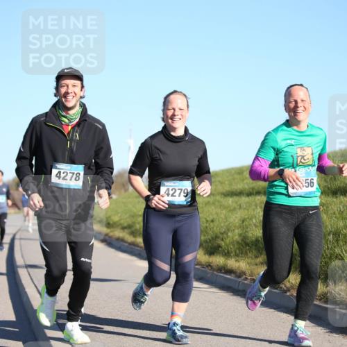 06.04.2025 - 44. Internationalen Wilhelmsburger Insellauf Jannik Wohlers http://msf.ph/oto/7611723 06.04.2025 09:27:43 Laufen 4278, 56, 4279 meine-sportfotos.de