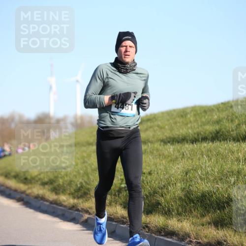 06.04.2025 - 44. Internationalen Wilhelmsburger Insellauf Jannik Wohlers http://msf.ph/oto/7611849 06.04.2025 09:27:52 Laufen 4481 meine-sportfotos.de