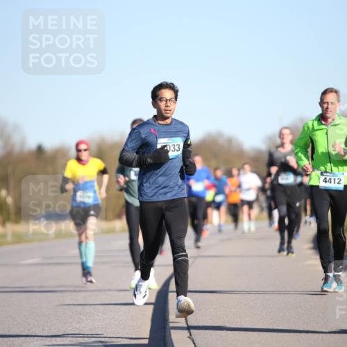 06.04.2025 - 44. Internationalen Wilhelmsburger Insellauf Jannik Wohlers http://msf.ph/oto/7611892 06.04.2025 09:27:56 Laufen 366, 033, 3687, 4067, 4412 meine-sportfotos.de