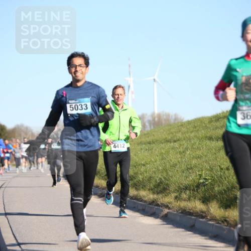 06.04.2025 - 44. Internationalen Wilhelmsburger Insellauf Jannik Wohlers http://msf.ph/oto/7611928 06.04.2025 09:27:59 Laufen 4396, 5033, 4458, 400, 4412, 3687 meine-sportfotos.de