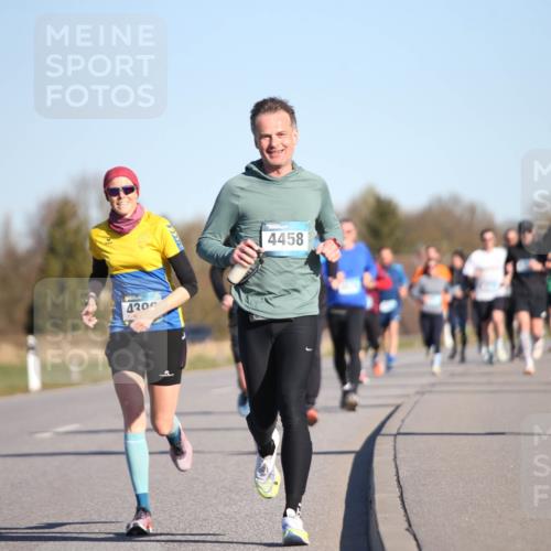 06.04.2025 - 44. Internationalen Wilhelmsburger Insellauf Jannik Wohlers http://msf.ph/oto/7611931 06.04.2025 09:28:00 Laufen 430, 4458, 4067 meine-sportfotos.de