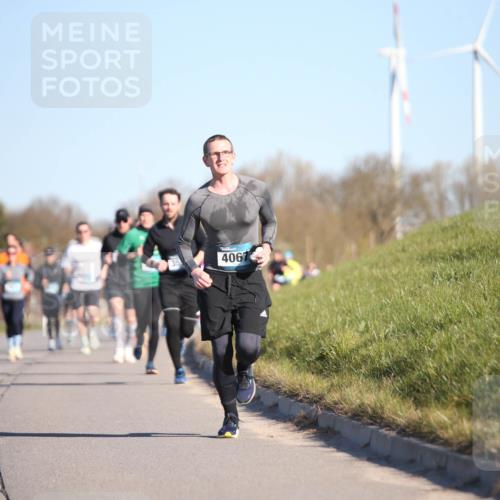 06.04.2025 - 44. Internationalen Wilhelmsburger Insellauf Jannik Wohlers http://msf.ph/oto/7611947 06.04.2025 09:28:01 Laufen 4067 meine-sportfotos.de