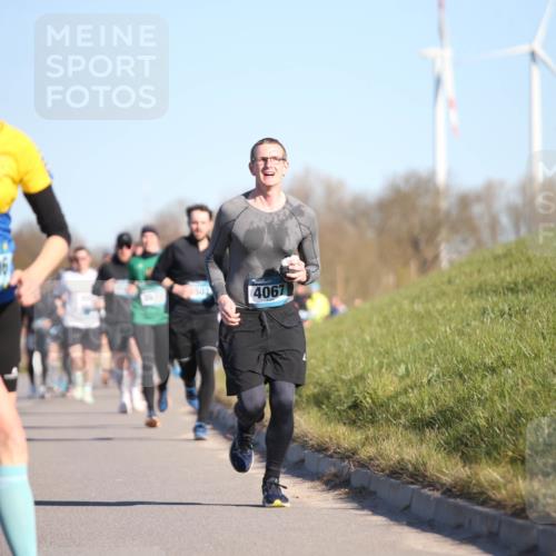 06.04.2025 - 44. Internationalen Wilhelmsburger Insellauf Jannik Wohlers http://msf.ph/oto/7611958 06.04.2025 09:28:02 Laufen 58, 4396, 502, 4067 meine-sportfotos.de