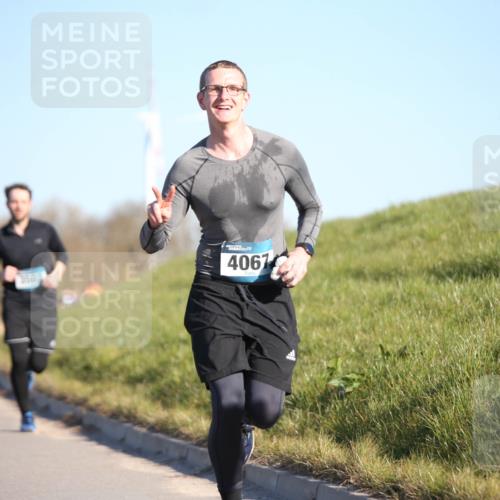 06.04.2025 - 44. Internationalen Wilhelmsburger Insellauf Jannik Wohlers http://msf.ph/oto/7612002 06.04.2025 09:28:05 Laufen 4067 meine-sportfotos.de