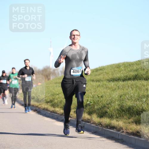 06.04.2025 - 44. Internationalen Wilhelmsburger Insellauf Jannik Wohlers http://msf.ph/oto/7612009 06.04.2025 09:28:05 Laufen 177, 3503, 4067 meine-sportfotos.de