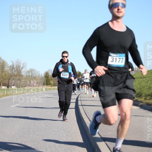 06.04.2025 - 44. Internationalen Wilhelmsburger Insellauf Jannik Wohlers http://msf.ph/oto/7612047 06.04.2025 09:28:07 Laufen 4346, 3177 meine-sportfotos.de