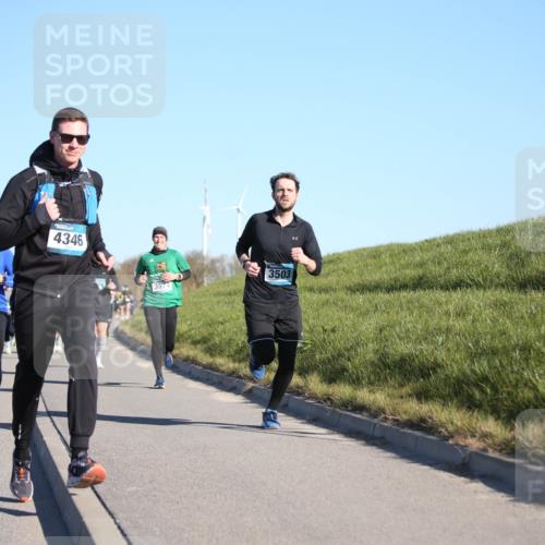 06.04.2025 - 44. Internationalen Wilhelmsburger Insellauf Jannik Wohlers http://msf.ph/oto/7612071 06.04.2025 09:28:08 Laufen 4578, 4346, 3574, 3503 meine-sportfotos.de