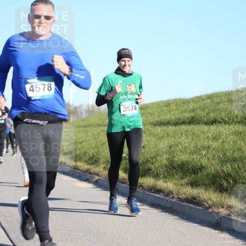 06.04.2025 - 44. Internationalen Wilhelmsburger Insellauf Jannik Wohlers http://msf.ph/oto/7612102 06.04.2025 09:28:11 Laufen 4578, 3574 meine-sportfotos.de