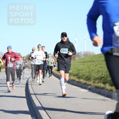 06.04.2025 - 44. Internationalen Wilhelmsburger Insellauf Jannik Wohlers http://msf.ph/oto/7612111 06.04.2025 09:28:11 Laufen 3602, 3178, 4389, 4578 meine-sportfotos.de