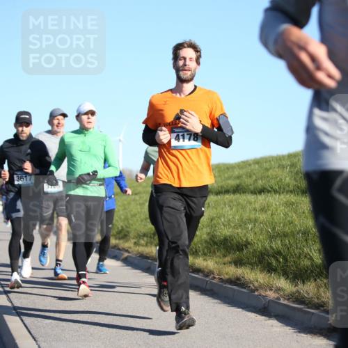 06.04.2025 - 44. Internationalen Wilhelmsburger Insellauf Jannik Wohlers http://msf.ph/oto/7612210 06.04.2025 09:28:18 Laufen 3617, 3703, 4178, 4592 meine-sportfotos.de