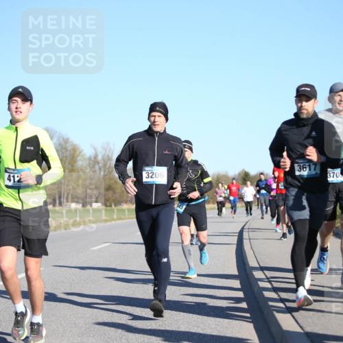 06.04.2025 - 44. Internationalen Wilhelmsburger Insellauf Jannik Wohlers http://msf.ph/oto/7612221 06.04.2025 09:28:19 Laufen 412, 3206, 145, 3617, 370 meine-sportfotos.de