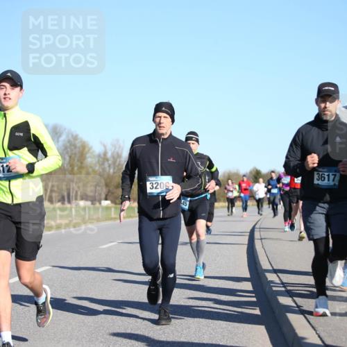 06.04.2025 - 44. Internationalen Wilhelmsburger Insellauf Jannik Wohlers http://msf.ph/oto/7612228 06.04.2025 09:28:19 Laufen 412, 320, 45, 3617 meine-sportfotos.de