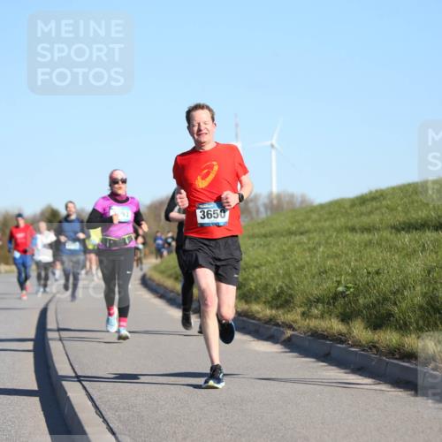 06.04.2025 - 44. Internationalen Wilhelmsburger Insellauf Jannik Wohlers http://msf.ph/oto/7612260 06.04.2025 09:28:21 Laufen 3749, 2093, 3650 meine-sportfotos.de