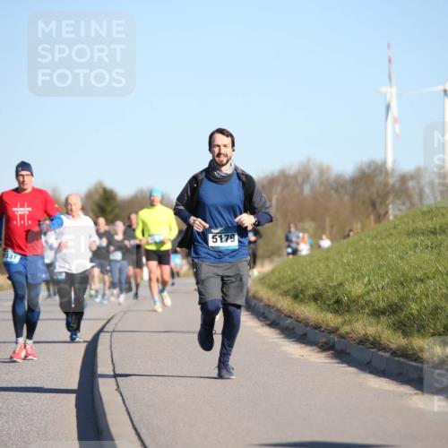 06.04.2025 - 44. Internationalen Wilhelmsburger Insellauf Jannik Wohlers http://msf.ph/oto/7612297 06.04.2025 09:28:25 Laufen 4118, 531, 5179 meine-sportfotos.de