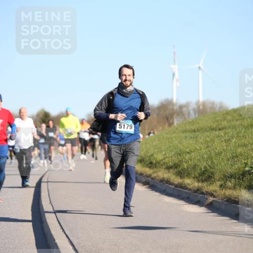 06.04.2025 - 44. Internationalen Wilhelmsburger Insellauf Jannik Wohlers http://msf.ph/oto/7612313 06.04.2025 09:28:26 Laufen 1531, 5179 meine-sportfotos.de