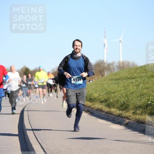 06.04.2025 - 44. Internationalen Wilhelmsburger Insellauf Jannik Wohlers http://msf.ph/oto/7612314 06.04.2025 09:28:26 Laufen 531, 5179 meine-sportfotos.de