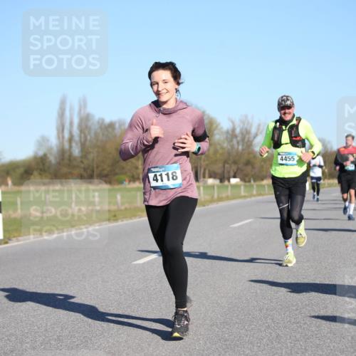06.04.2025 - 44. Internationalen Wilhelmsburger Insellauf Jannik Wohlers http://msf.ph/oto/7612385 06.04.2025 09:28:33 Laufen 4118, 4455, 3215 meine-sportfotos.de