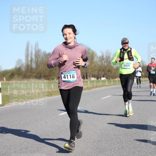 06.04.2025 - 44. Internationalen Wilhelmsburger Insellauf Jannik Wohlers http://msf.ph/oto/7612387 06.04.2025 09:28:33 Laufen 4118, 4455, 3215 meine-sportfotos.de