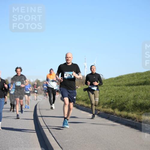 06.04.2025 - 44. Internationalen Wilhelmsburger Insellauf Jannik Wohlers http://msf.ph/oto/7612418 06.04.2025 09:28:38 Laufen 4536, 414, 4130, 4312, 3563 meine-sportfotos.de