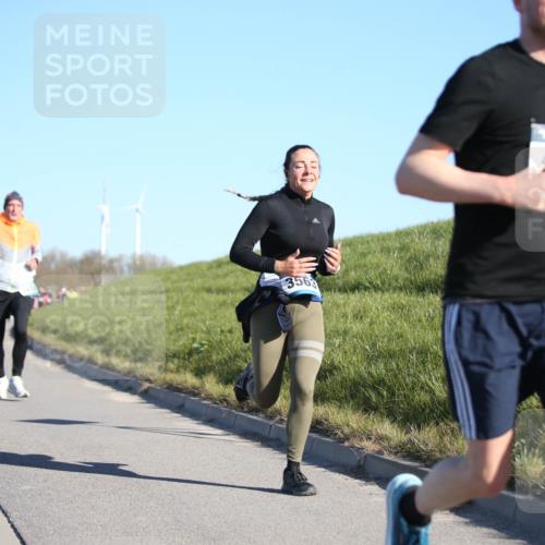 06.04.2025 - 44. Internationalen Wilhelmsburger Insellauf Jannik Wohlers http://msf.ph/oto/7612436 06.04.2025 09:28:39 Laufen 3563 meine-sportfotos.de