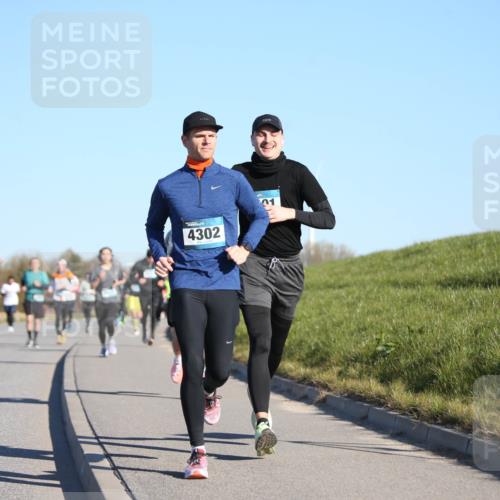06.04.2025 - 44. Internationalen Wilhelmsburger Insellauf Jannik Wohlers http://msf.ph/oto/7612575 06.04.2025 09:28:50 Laufen 4365, 4302, 01 meine-sportfotos.de