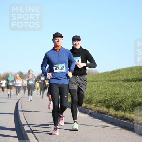 06.04.2025 - 44. Internationalen Wilhelmsburger Insellauf Jannik Wohlers http://msf.ph/oto/7612577 06.04.2025 09:28:50 Laufen 4365, 4302, 01 meine-sportfotos.de