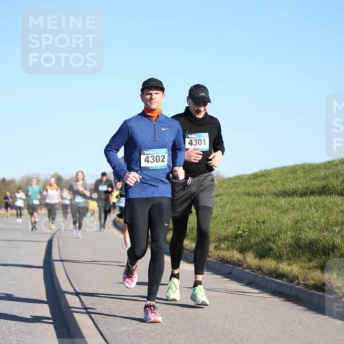 06.04.2025 - 44. Internationalen Wilhelmsburger Insellauf Jannik Wohlers http://msf.ph/oto/7612584 06.04.2025 09:28:50 Laufen 4365, 305, 4302, 4301 meine-sportfotos.de