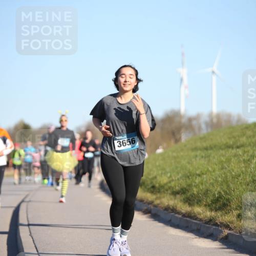 06.04.2025 - 44. Internationalen Wilhelmsburger Insellauf Jannik Wohlers http://msf.ph/oto/7612651 06.04.2025 09:28:54 Laufen 3656 meine-sportfotos.de
