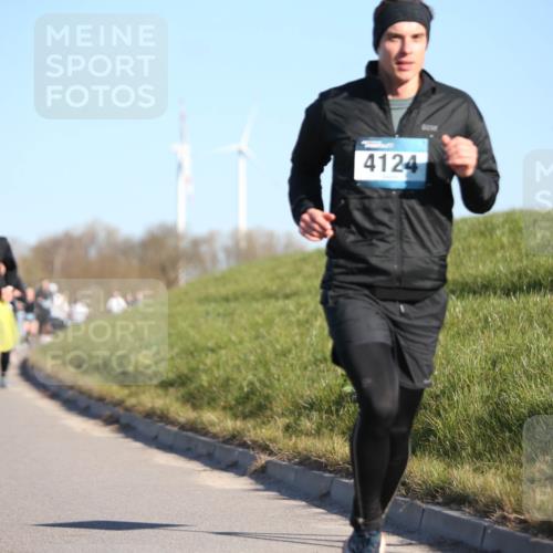 06.04.2025 - 44. Internationalen Wilhelmsburger Insellauf Jannik Wohlers http://msf.ph/oto/7612680 06.04.2025 09:28:57 Laufen 4222, 4124 meine-sportfotos.de