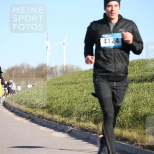 06.04.2025 - 44. Internationalen Wilhelmsburger Insellauf Jannik Wohlers http://msf.ph/oto/7612684 06.04.2025 09:28:57 Laufen 1222, 4124 meine-sportfotos.de