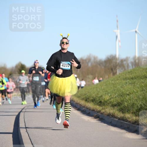 06.04.2025 - 44. Internationalen Wilhelmsburger Insellauf Jannik Wohlers http://msf.ph/oto/7612693 06.04.2025 09:28:58 Laufen 4222, 3281 meine-sportfotos.de