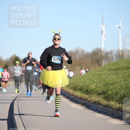 06.04.2025 - 44. Internationalen Wilhelmsburger Insellauf Jannik Wohlers http://msf.ph/oto/7612695 06.04.2025 09:28:58 Laufen 3281, 4344, 4222 meine-sportfotos.de