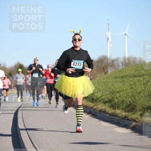 06.04.2025 - 44. Internationalen Wilhelmsburger Insellauf Jannik Wohlers http://msf.ph/oto/7612710 06.04.2025 09:28:59 Laufen 281, 487, 4222 meine-sportfotos.de