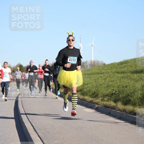 06.04.2025 - 44. Internationalen Wilhelmsburger Insellauf Jannik Wohlers http://msf.ph/oto/7612734 06.04.2025 09:29:00 Laufen 4487, 4222 meine-sportfotos.de