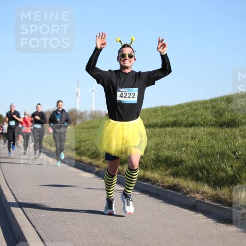 06.04.2025 - 44. Internationalen Wilhelmsburger Insellauf Jannik Wohlers http://msf.ph/oto/7612769 06.04.2025 09:29:01 Laufen 4487, 4222 meine-sportfotos.de
