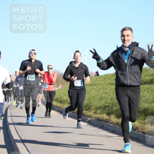 06.04.2025 - 44. Internationalen Wilhelmsburger Insellauf Jannik Wohlers http://msf.ph/oto/7612826 06.04.2025 09:29:05 Laufen 4240, 4344, 467, 43 meine-sportfotos.de
