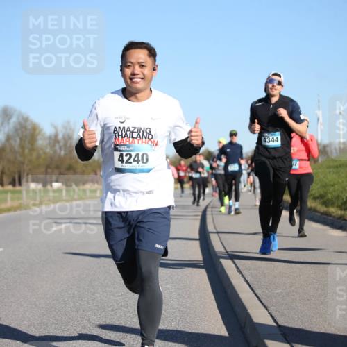 06.04.2025 - 44. Internationalen Wilhelmsburger Insellauf Jannik Wohlers http://msf.ph/oto/7612860 06.04.2025 09:29:06 Laufen 4240, 2, 4344, 4375 meine-sportfotos.de