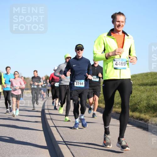 06.04.2025 - 44. Internationalen Wilhelmsburger Insellauf Jannik Wohlers http://msf.ph/oto/7612915 06.04.2025 09:29:10 Laufen 3031, 3030, 819, 400, 3744, 3903, 4469 meine-sportfotos.de