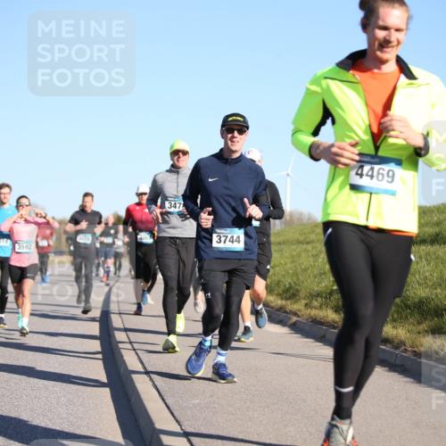06.04.2025 - 44. Internationalen Wilhelmsburger Insellauf Jannik Wohlers http://msf.ph/oto/7612927 06.04.2025 09:29:10 Laufen 3819, 031, 3030, 3592, 4078, 1, 347, 3744, 4469 meine-sportfotos.de