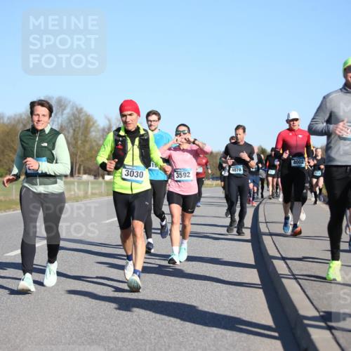 06.04.2025 - 44. Internationalen Wilhelmsburger Insellauf Jannik Wohlers http://msf.ph/oto/7612941 06.04.2025 09:29:11 Laufen 3030, 19, 4078, 3592, 4002, 4614, 478, 374 meine-sportfotos.de