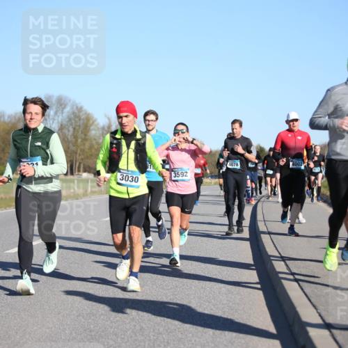 06.04.2025 - 44. Internationalen Wilhelmsburger Insellauf Jannik Wohlers http://msf.ph/oto/7612944 06.04.2025 09:29:11 Laufen 3030, 4078, 81, 3592, 4002, 4614, 478, 3 meine-sportfotos.de