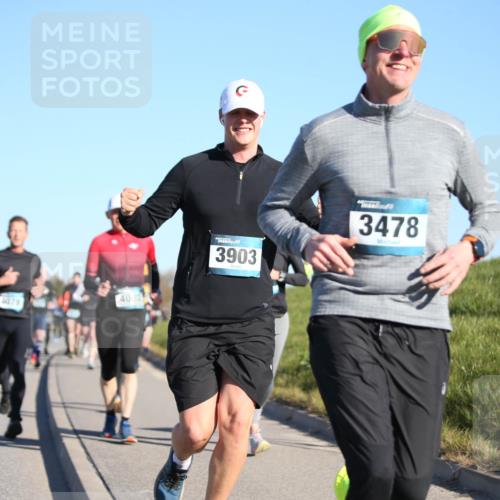 06.04.2025 - 44. Internationalen Wilhelmsburger Insellauf Jannik Wohlers http://msf.ph/oto/7612967 06.04.2025 09:29:12 Laufen 4078, 4002, 3903, 3478 meine-sportfotos.de