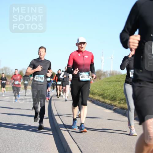 06.04.2025 - 44. Internationalen Wilhelmsburger Insellauf Jannik Wohlers http://msf.ph/oto/7612979 06.04.2025 09:29:13 Laufen 3819, 4002, 4078, 5, 3903 meine-sportfotos.de