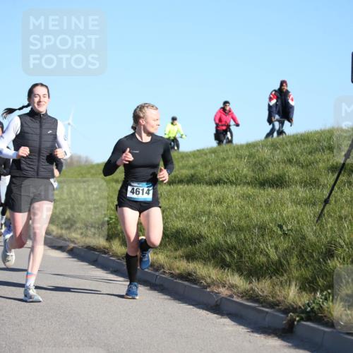 06.04.2025 - 44. Internationalen Wilhelmsburger Insellauf Jannik Wohlers http://msf.ph/oto/7613025 06.04.2025 09:29:18 Laufen 4614, 4502 meine-sportfotos.de