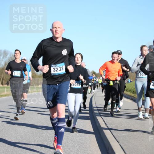 06.04.2025 - 44. Internationalen Wilhelmsburger Insellauf Jannik Wohlers http://msf.ph/oto/7613066 06.04.2025 09:29:19 Laufen 4186, 3104, 3232, 19, 3086, 508, 4502 meine-sportfotos.de