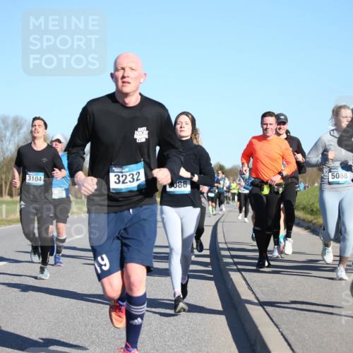 06.04.2025 - 44. Internationalen Wilhelmsburger Insellauf Jannik Wohlers http://msf.ph/oto/7613072 06.04.2025 09:29:20 Laufen 3104, 4337, 3232, 5088, 086, 4502 meine-sportfotos.de
