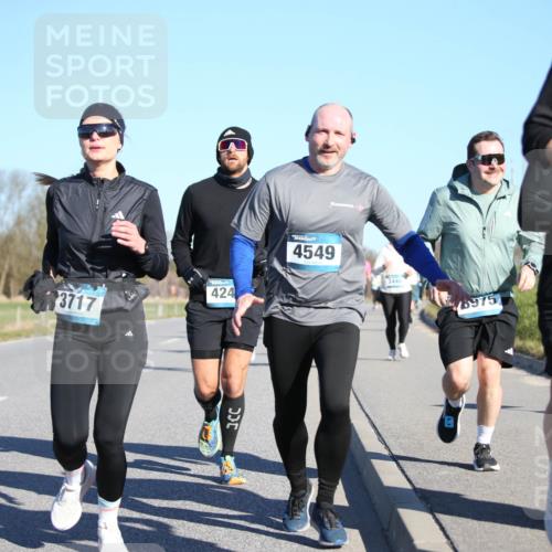 06.04.2025 - 44. Internationalen Wilhelmsburger Insellauf Jannik Wohlers http://msf.ph/oto/7613136 06.04.2025 09:29:22 Laufen 3717, 424, 4549, 3446, 6975 meine-sportfotos.de