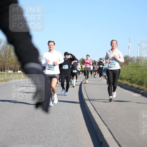 06.04.2025 - 44. Internationalen Wilhelmsburger Insellauf Jannik Wohlers http://msf.ph/oto/7613162 06.04.2025 09:29:25 Laufen 3654, 3872, 4441, 3544, 3446, 3123 meine-sportfotos.de